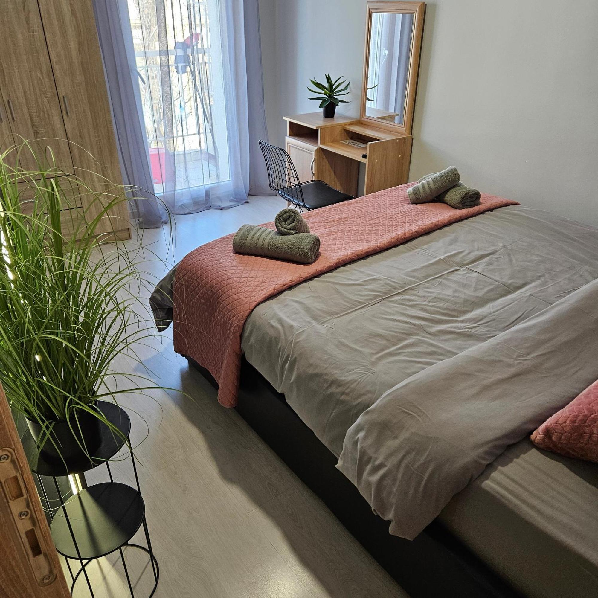 סרס Central 3 Modern Apartment With Free Parking מראה חיצוני תמונה