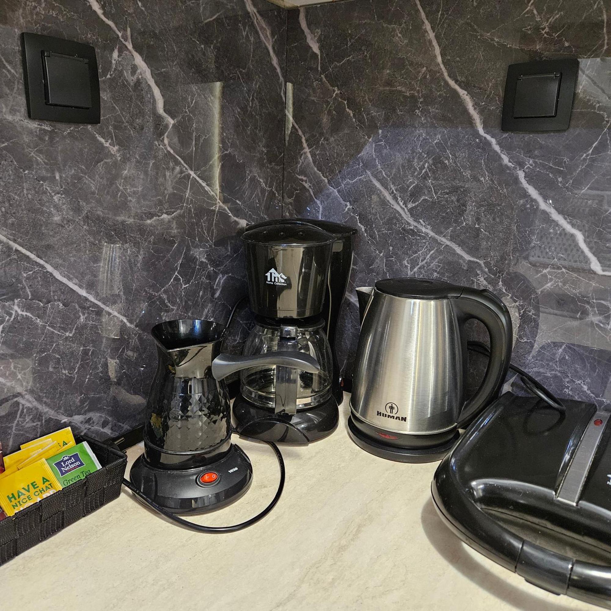 סרס Central 3 Modern Apartment With Free Parking מראה חיצוני תמונה